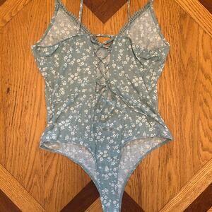(XL) Rue 21 Floral Bodysuit